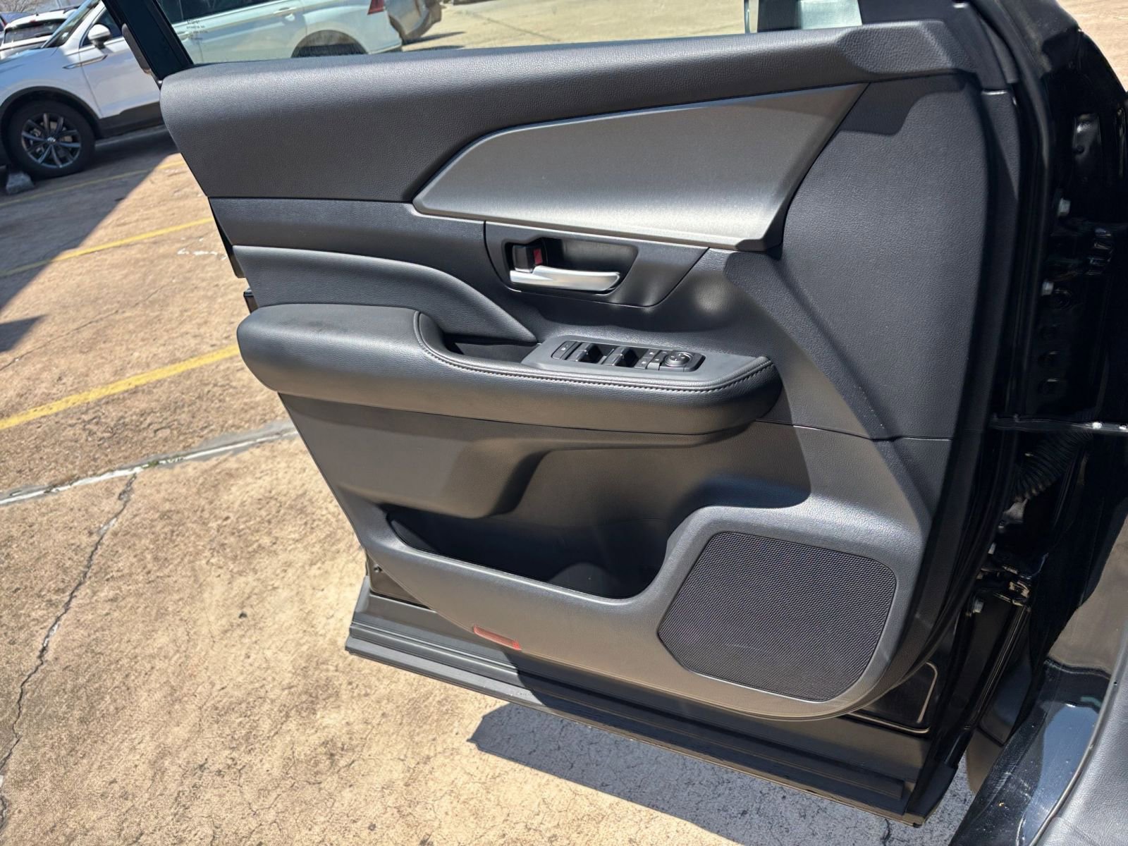 Thumbnail: 2025 Toyota Grand Highlander - 18