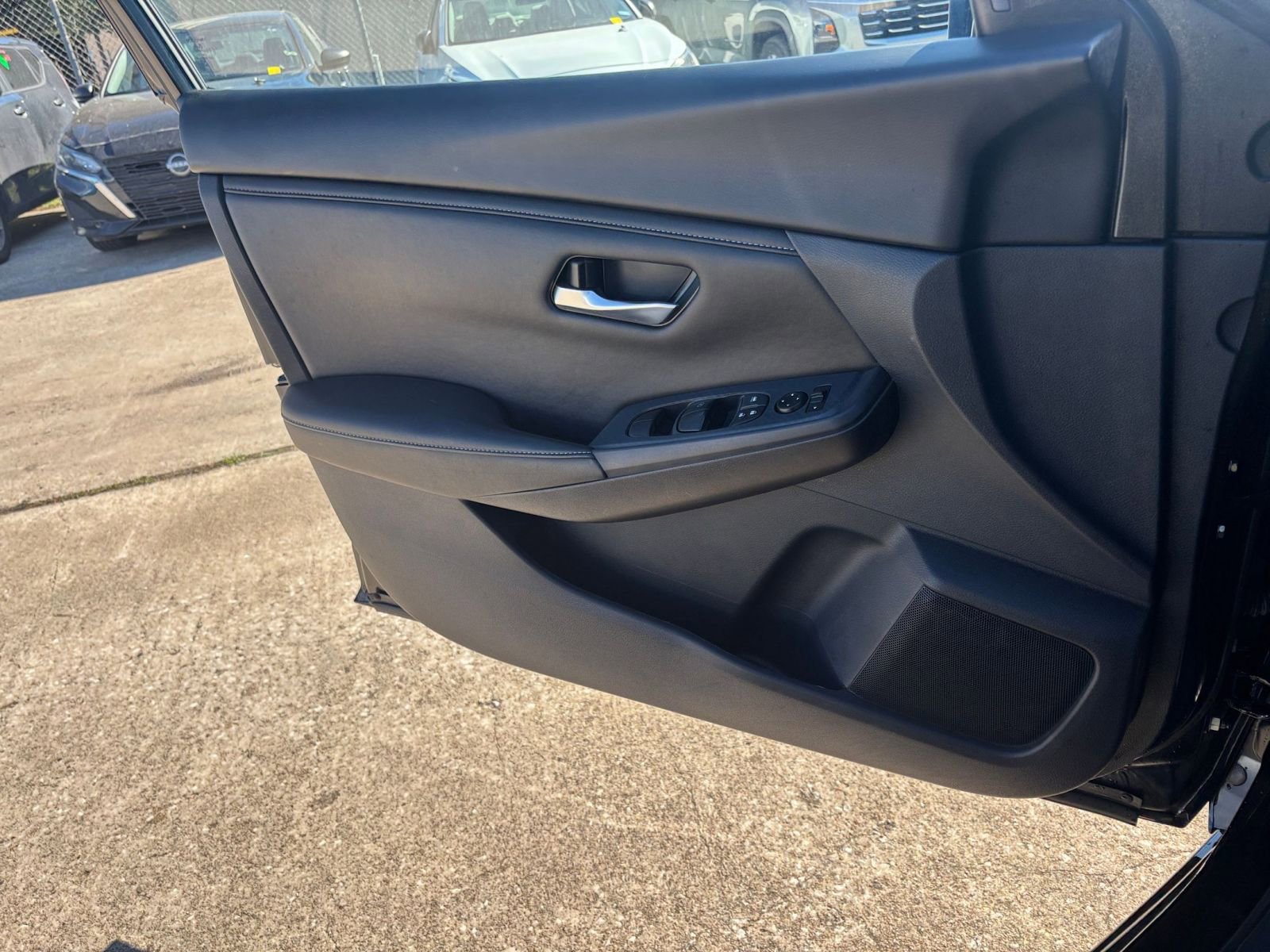 Thumbnail: 2025 Nissan Sentra - 18