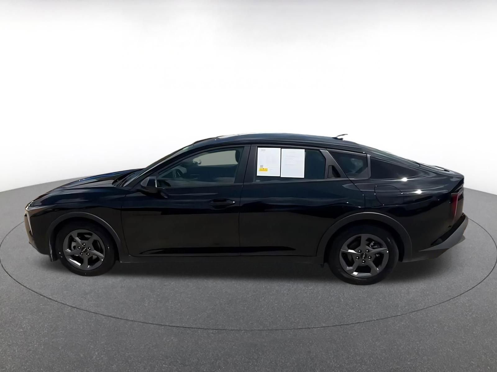 Thumbnail: 2025 Kia K4 - 8