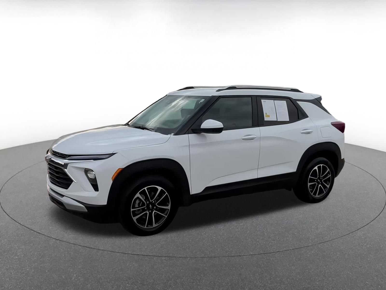 Thumbnail: 2025 Chevrolet TrailBlazer - 8