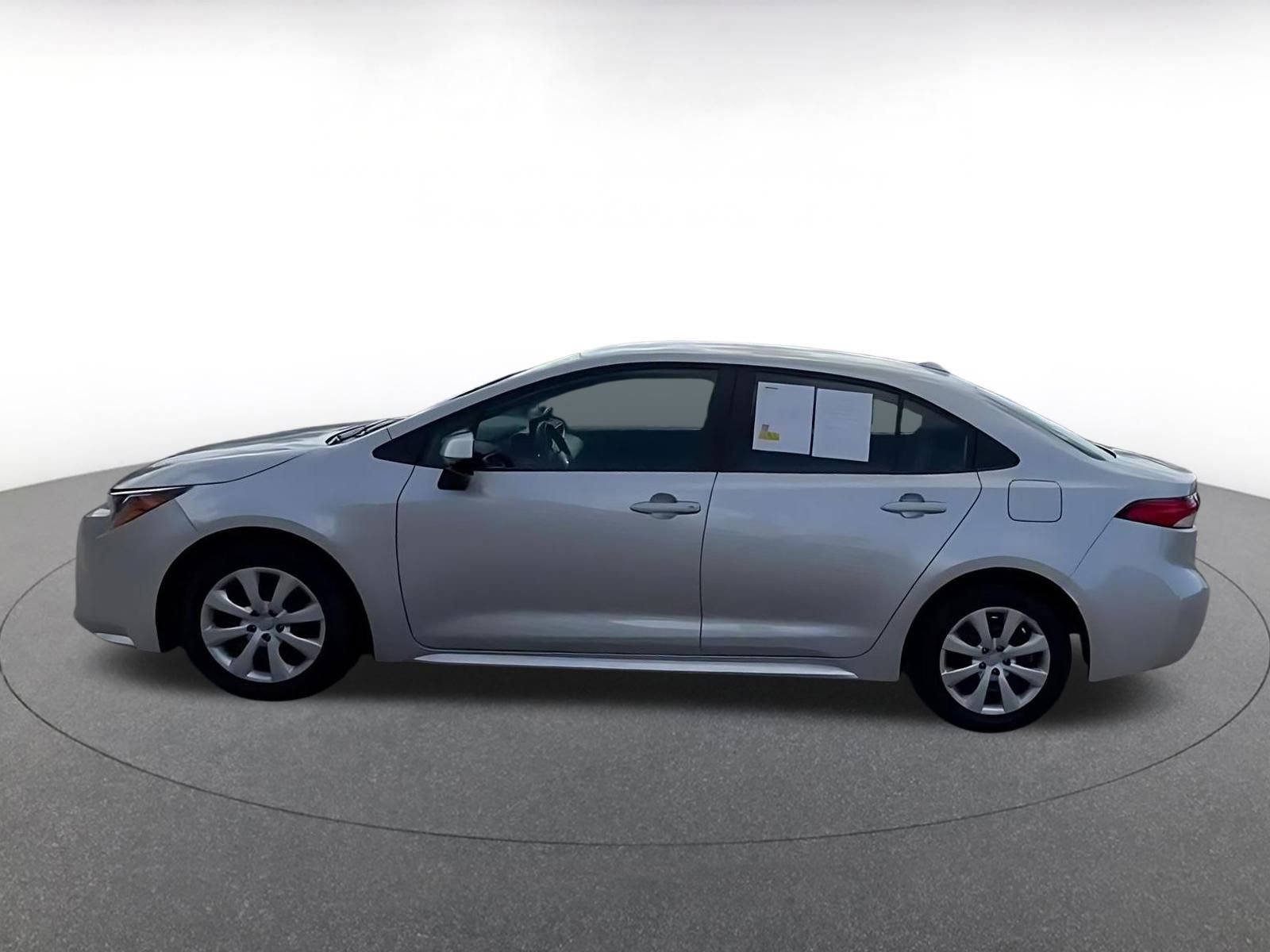 Thumbnail: 2025 Toyota Corolla - 9