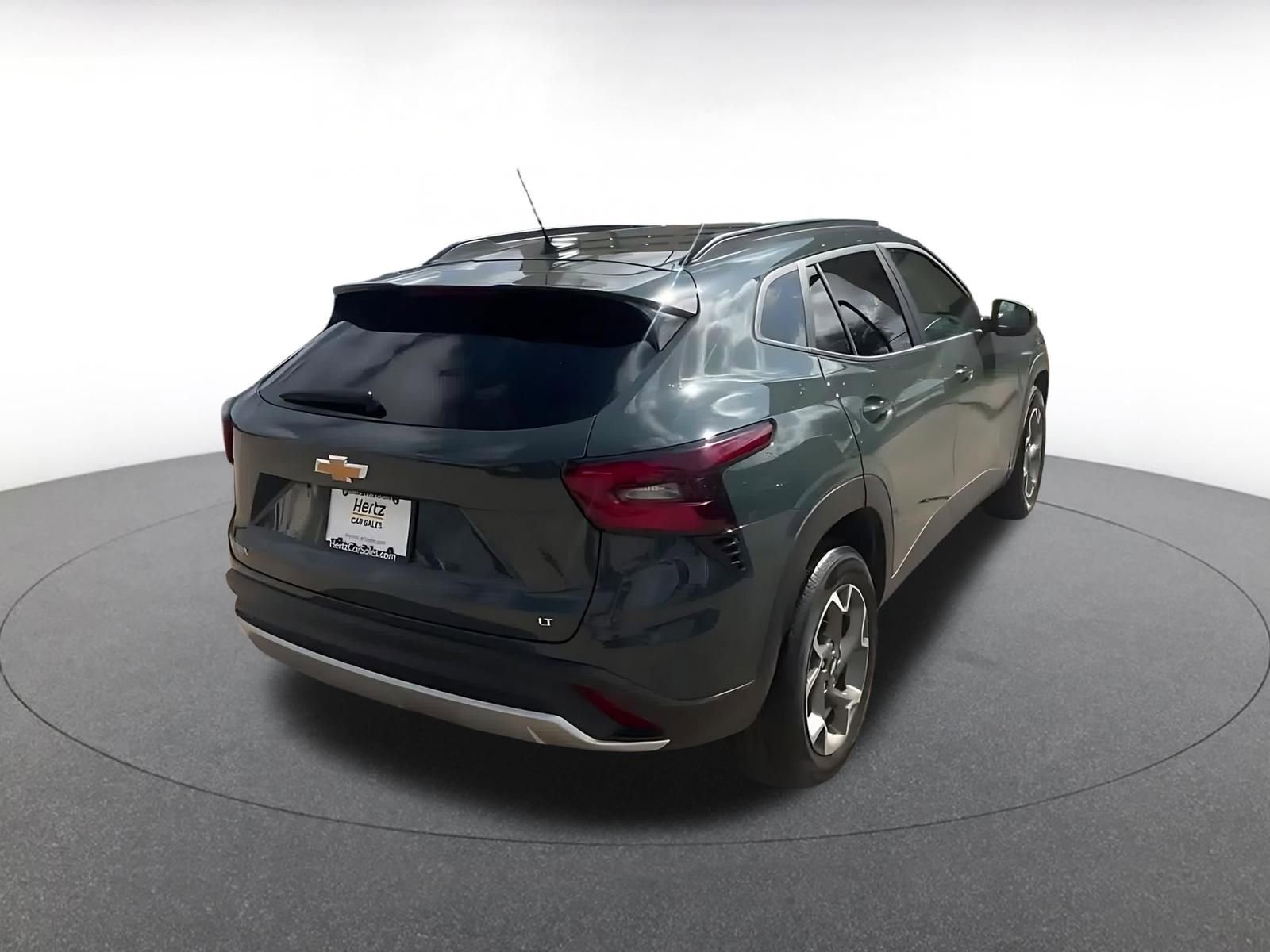 Thumbnail: 2025 Chevrolet Trax - 14