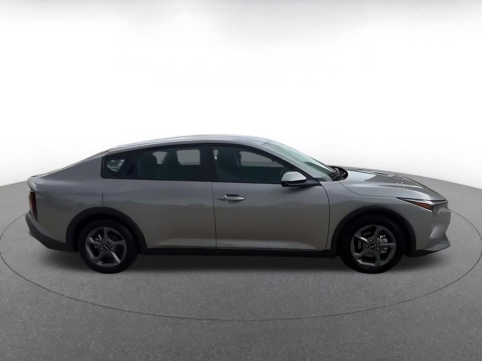 Thumbnail: 2025 Kia K4 - 15