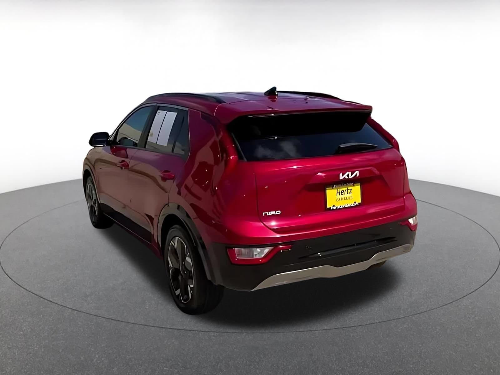 Thumbnail: 2024 Kia Niro - 9