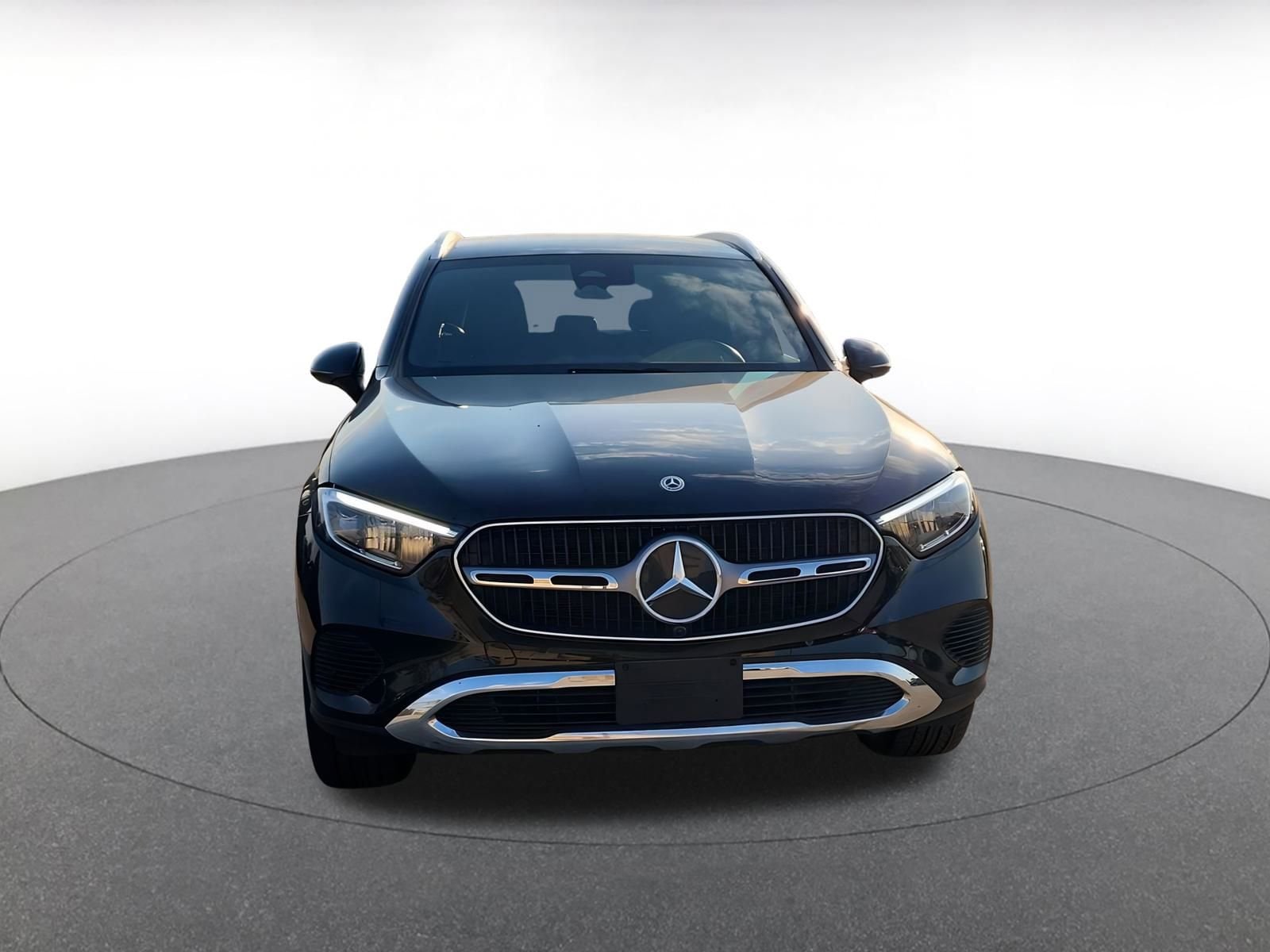 Thumbnail: 2024 Mercedes-Benz GLC - 3