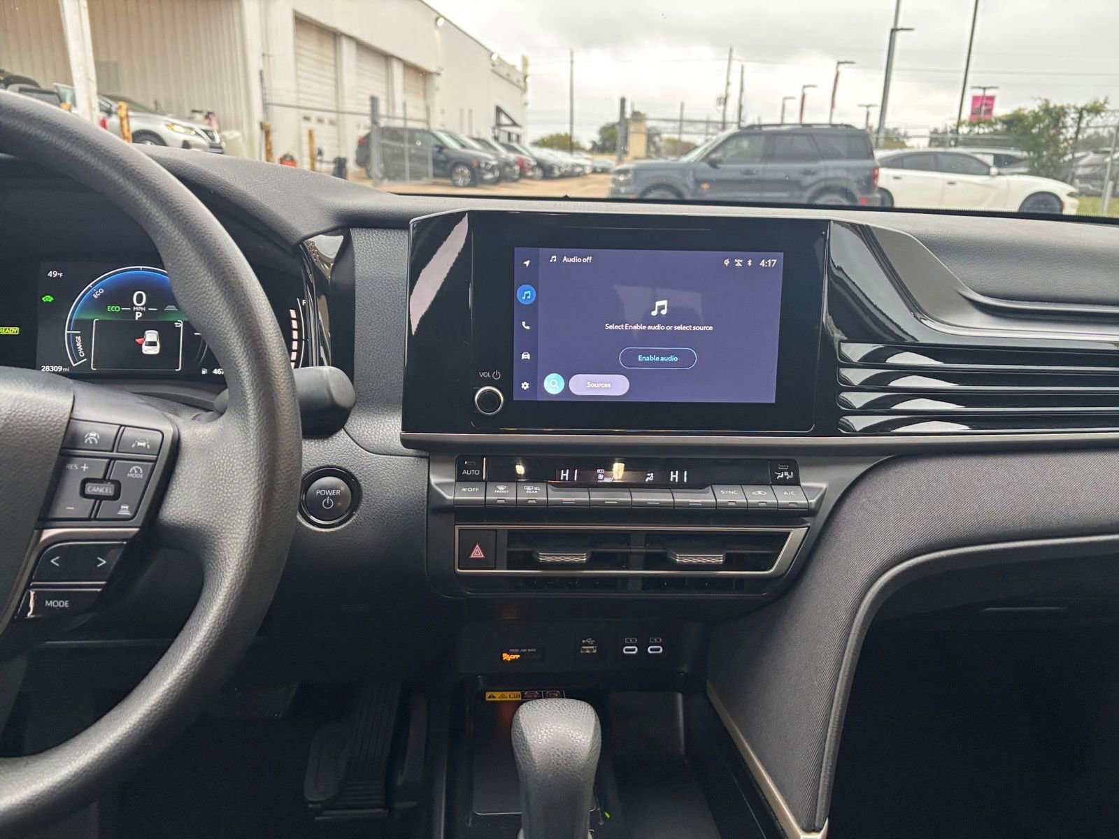 Thumbnail: 2025 Toyota Camry - 18