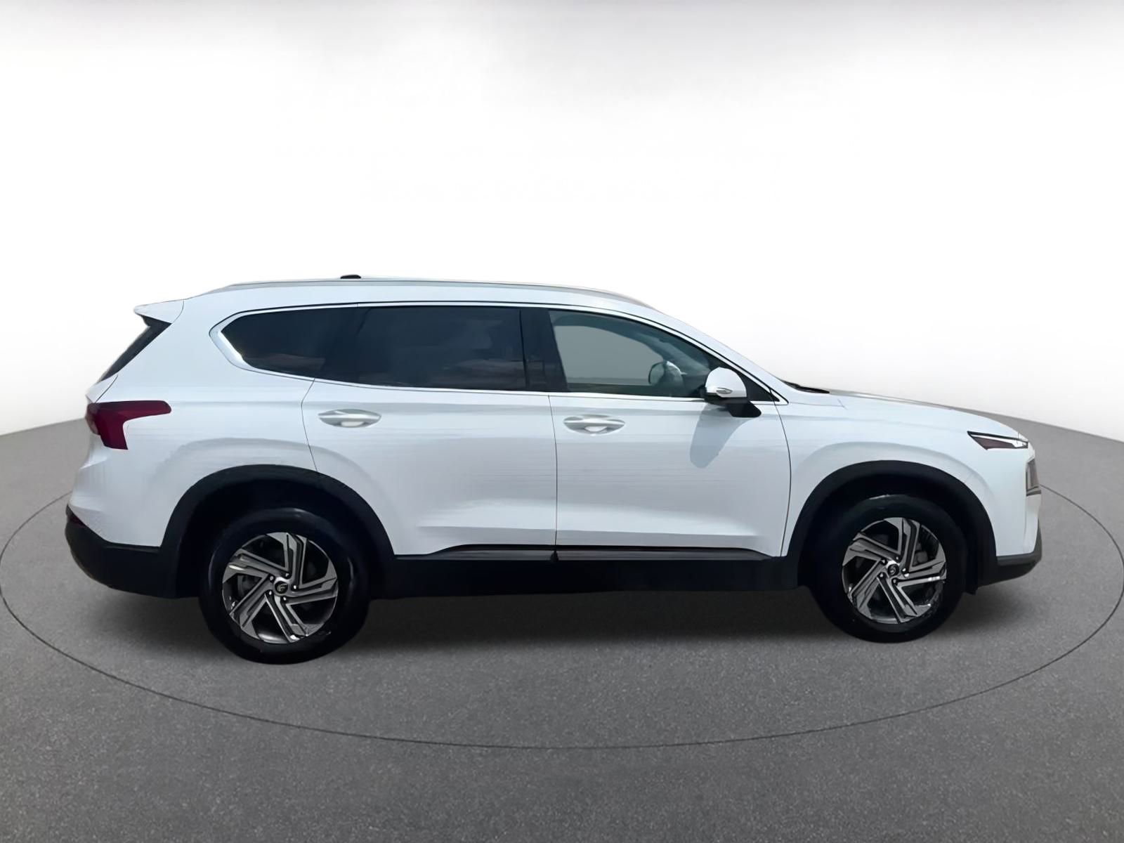 Thumbnail: 2023 Hyundai Santa Fe - 16