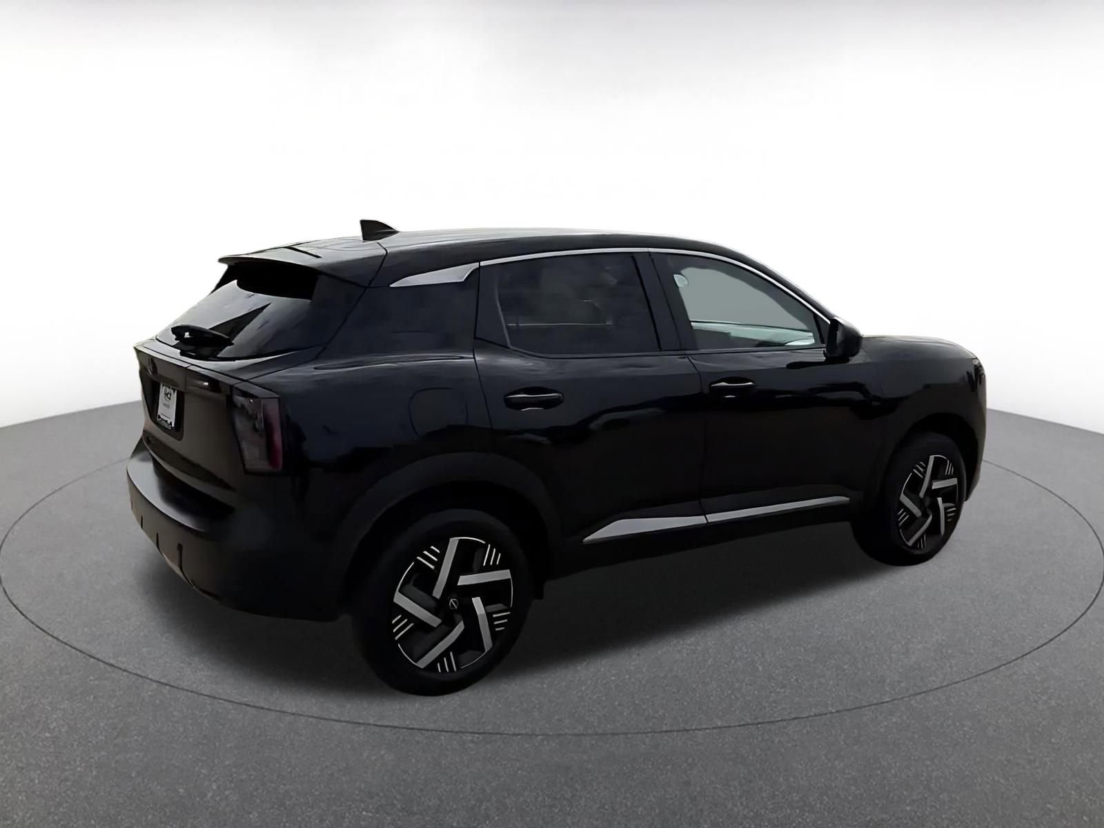 Thumbnail: 2025 Nissan Kicks - 14