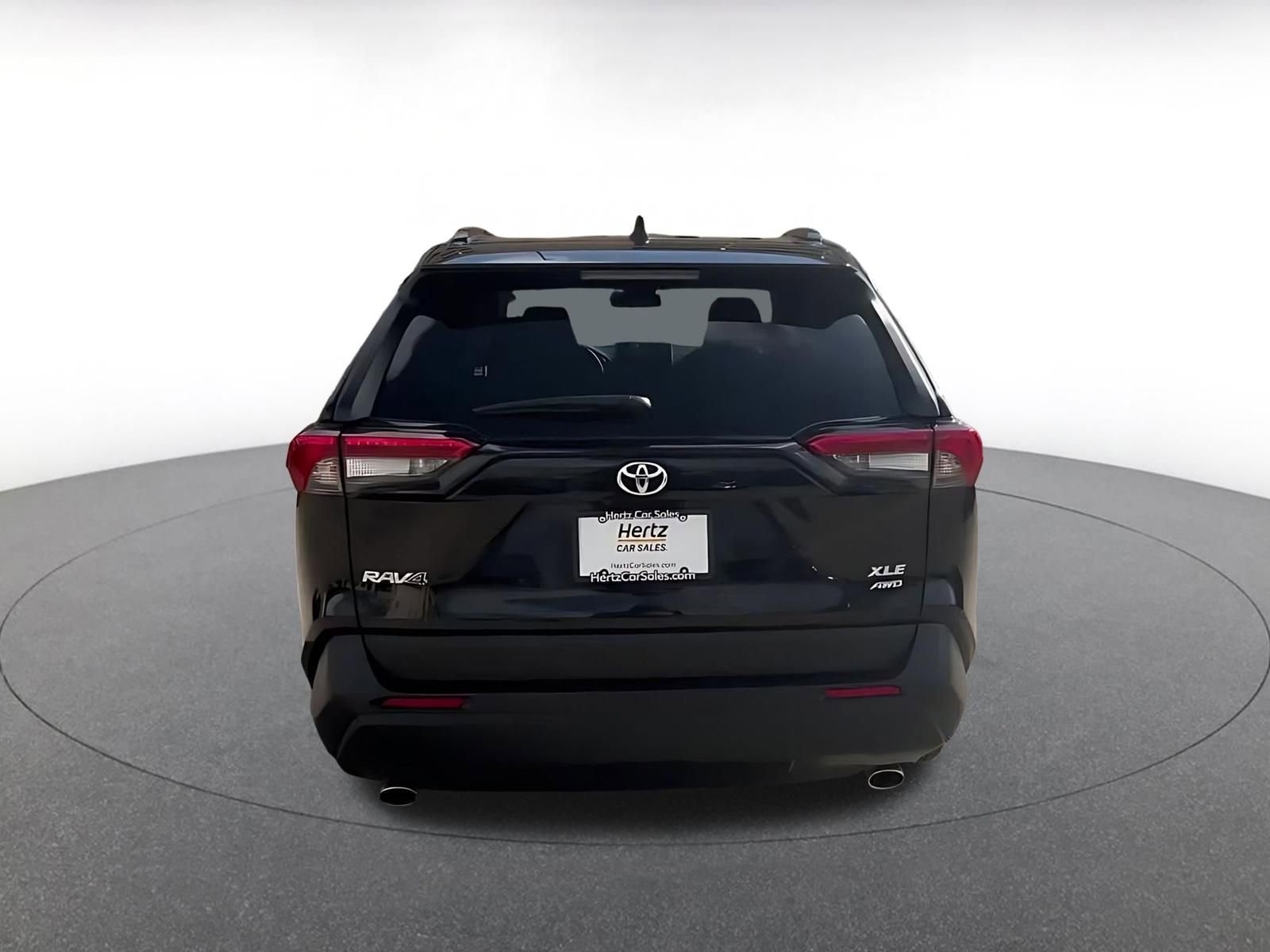 Thumbnail: 2025 Toyota RAV4 - 12