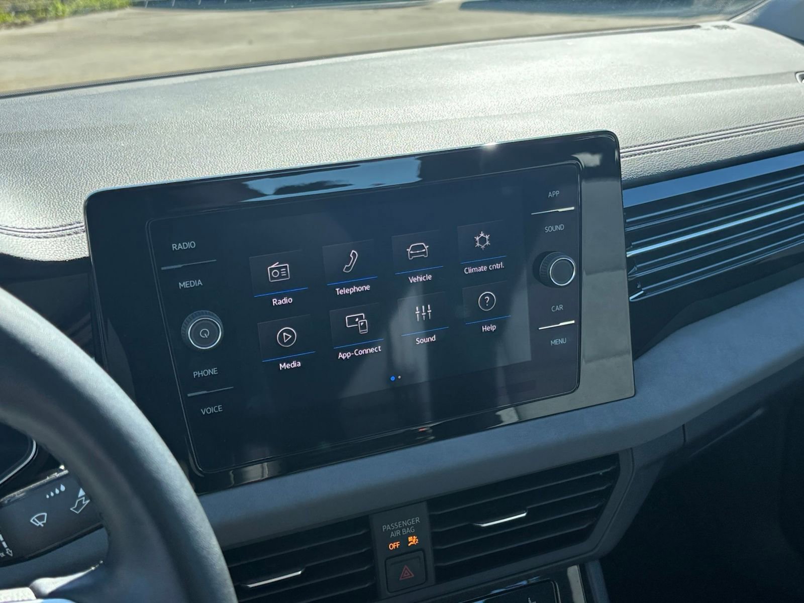 Thumbnail: 2025 Volkswagen Jetta - 21