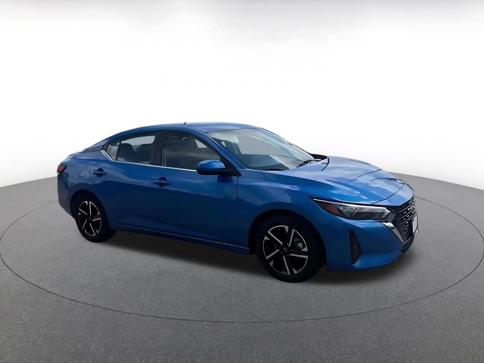Thumbnail: 2025 Nissan Sentra - 2