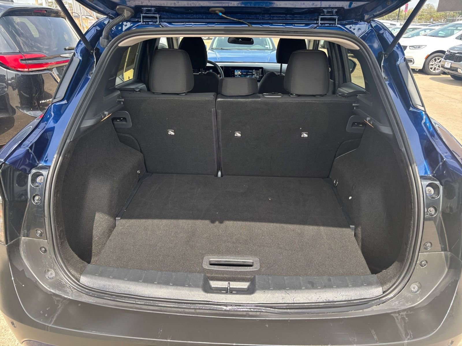 Thumbnail: 2025 Nissan Kicks - 29