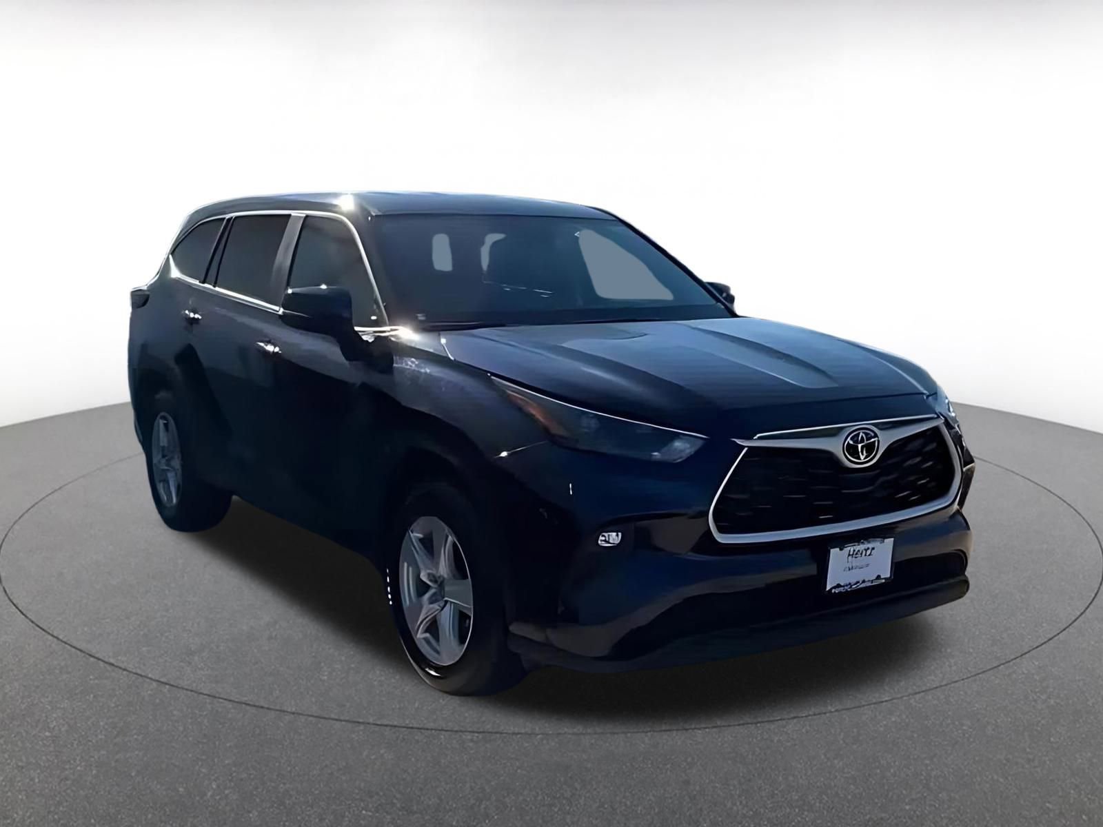 Thumbnail: 2025 Toyota Highlander - 3