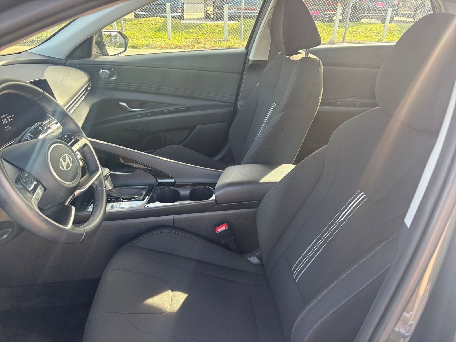 Thumbnail: 2025 Hyundai Elantra - 24