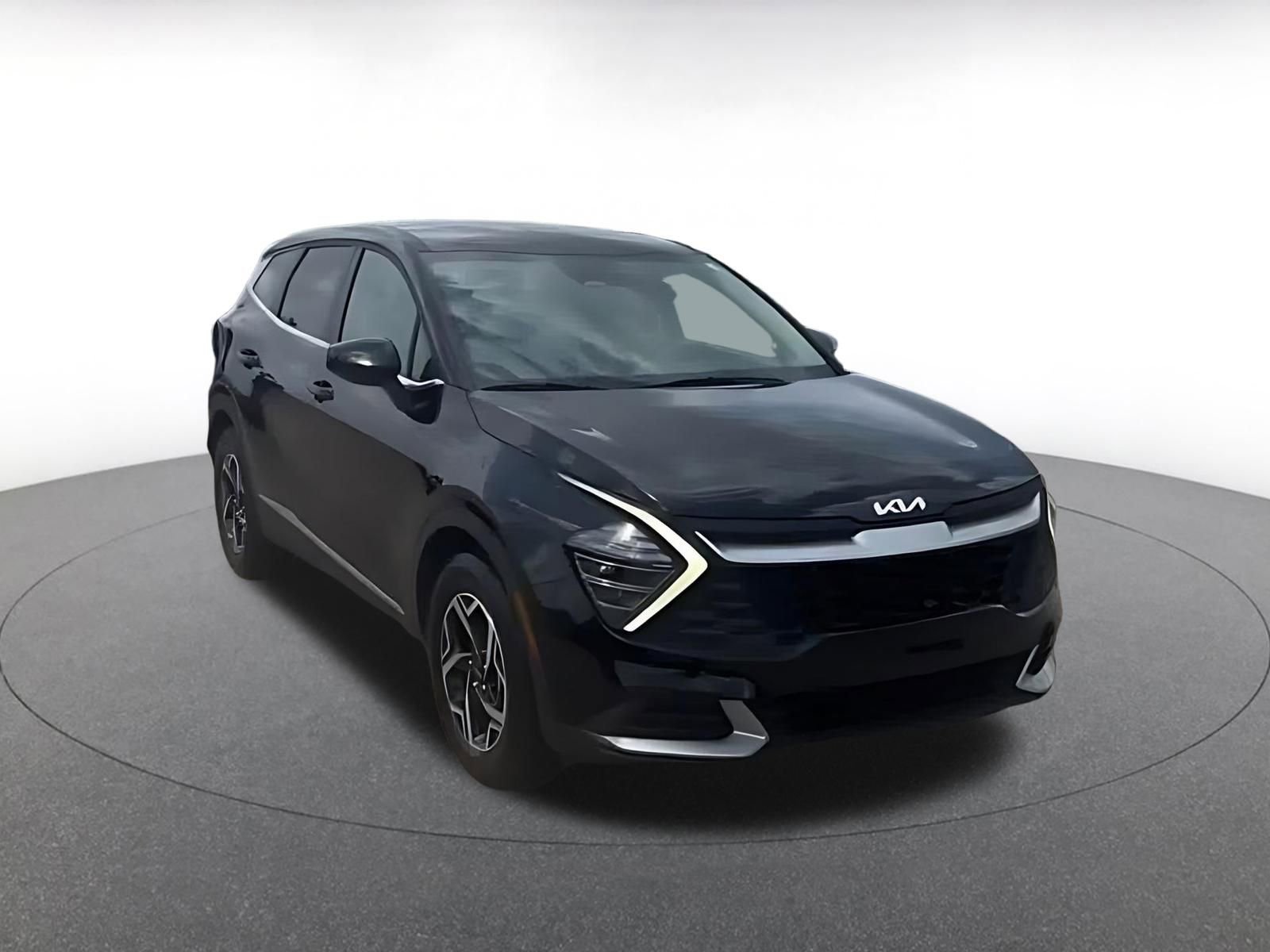 Thumbnail: 2025 Kia Sportage - 4