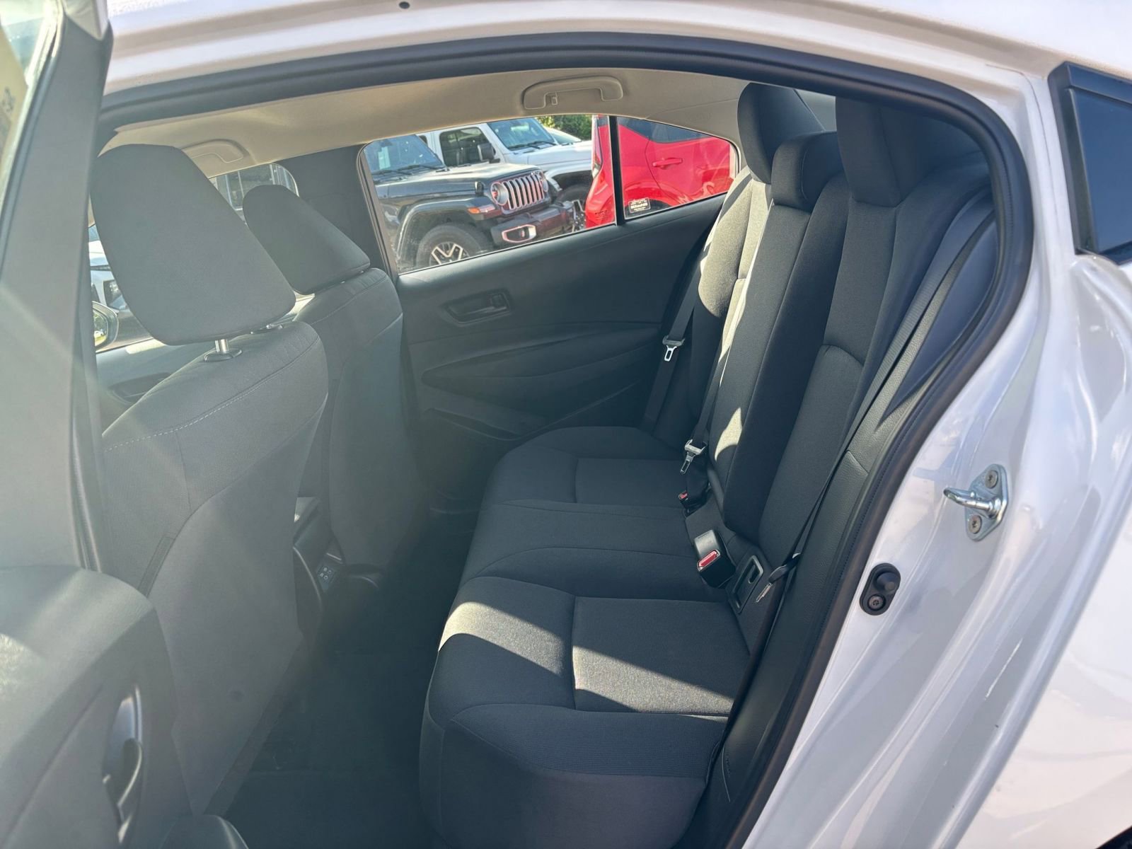 Thumbnail: 2025 Toyota Corolla - 23