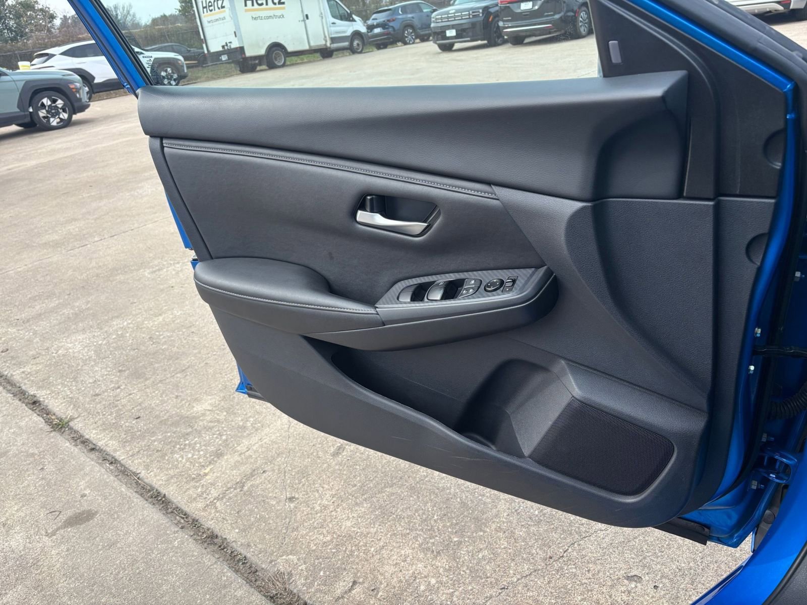 Thumbnail: 2025 Nissan Sentra - 18