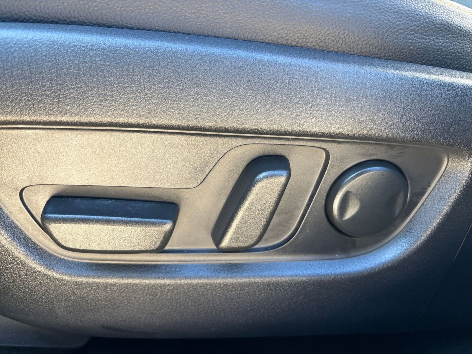 Thumbnail: 2025 Mazda CX-70 - 24