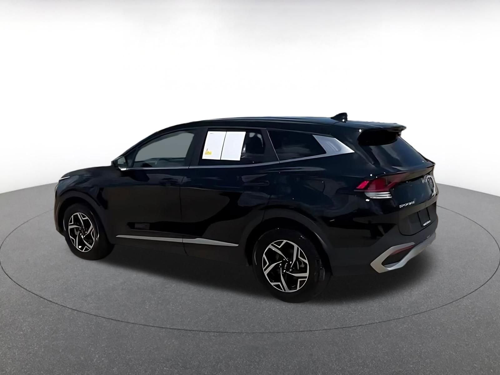 Thumbnail: 2025 Kia Sportage - 10