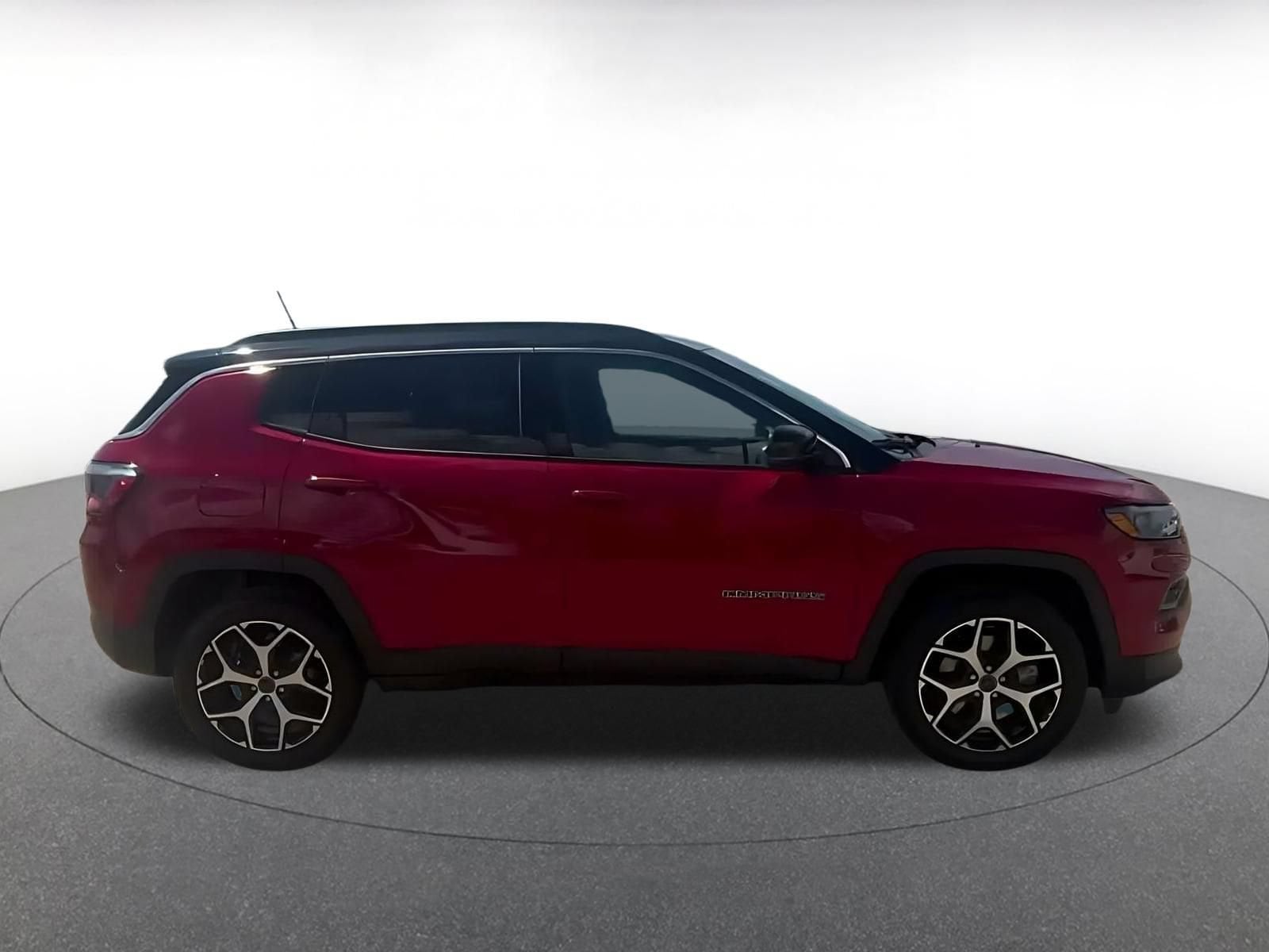 Thumbnail: 2025 Jeep Compass - 15