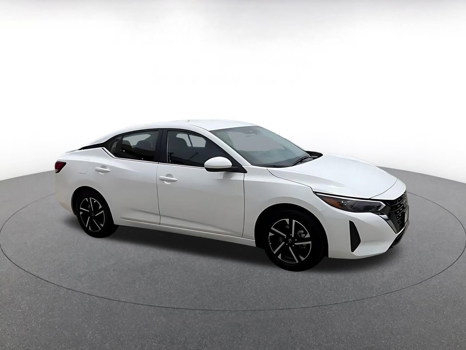 Thumbnail: 2025 Nissan Sentra - 2