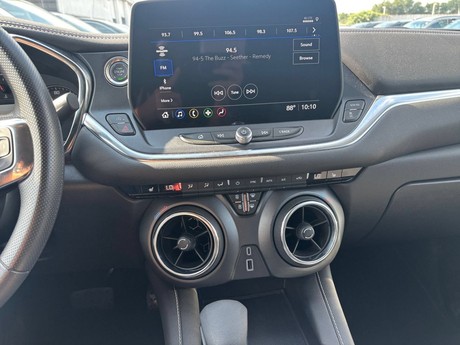 Thumbnail: 2026 Chevrolet Blazer - 16