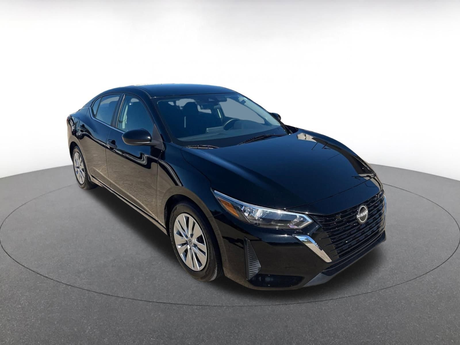 Thumbnail: 2025 Nissan Sentra - 1