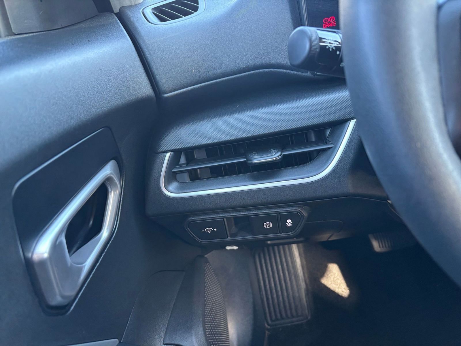 Thumbnail: 2025 Kia K4 - 33