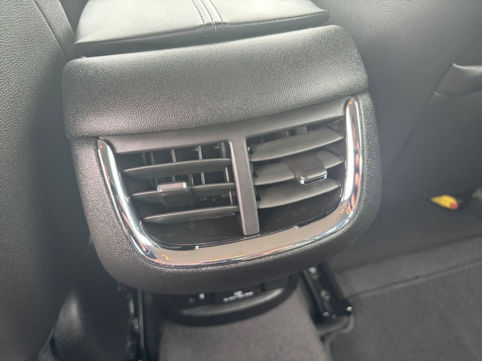 Thumbnail: 2024 Chevrolet Malibu - 24