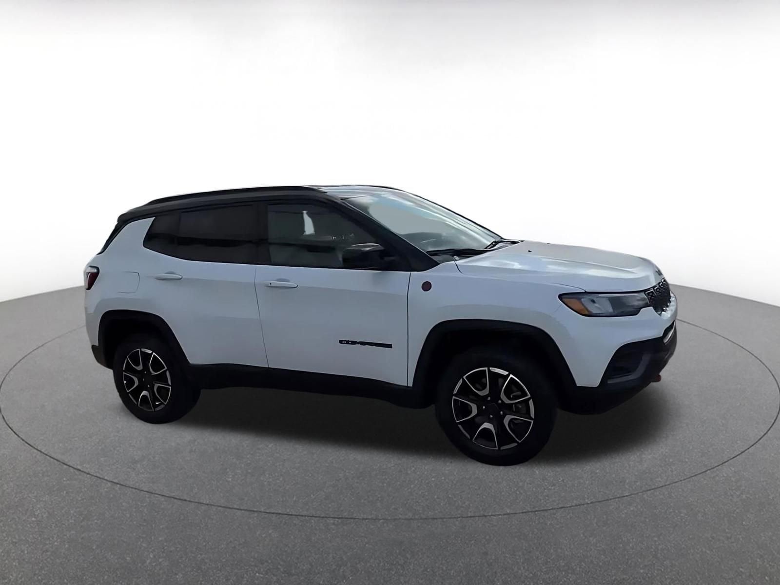 Thumbnail: 2025 Jeep Compass - 2