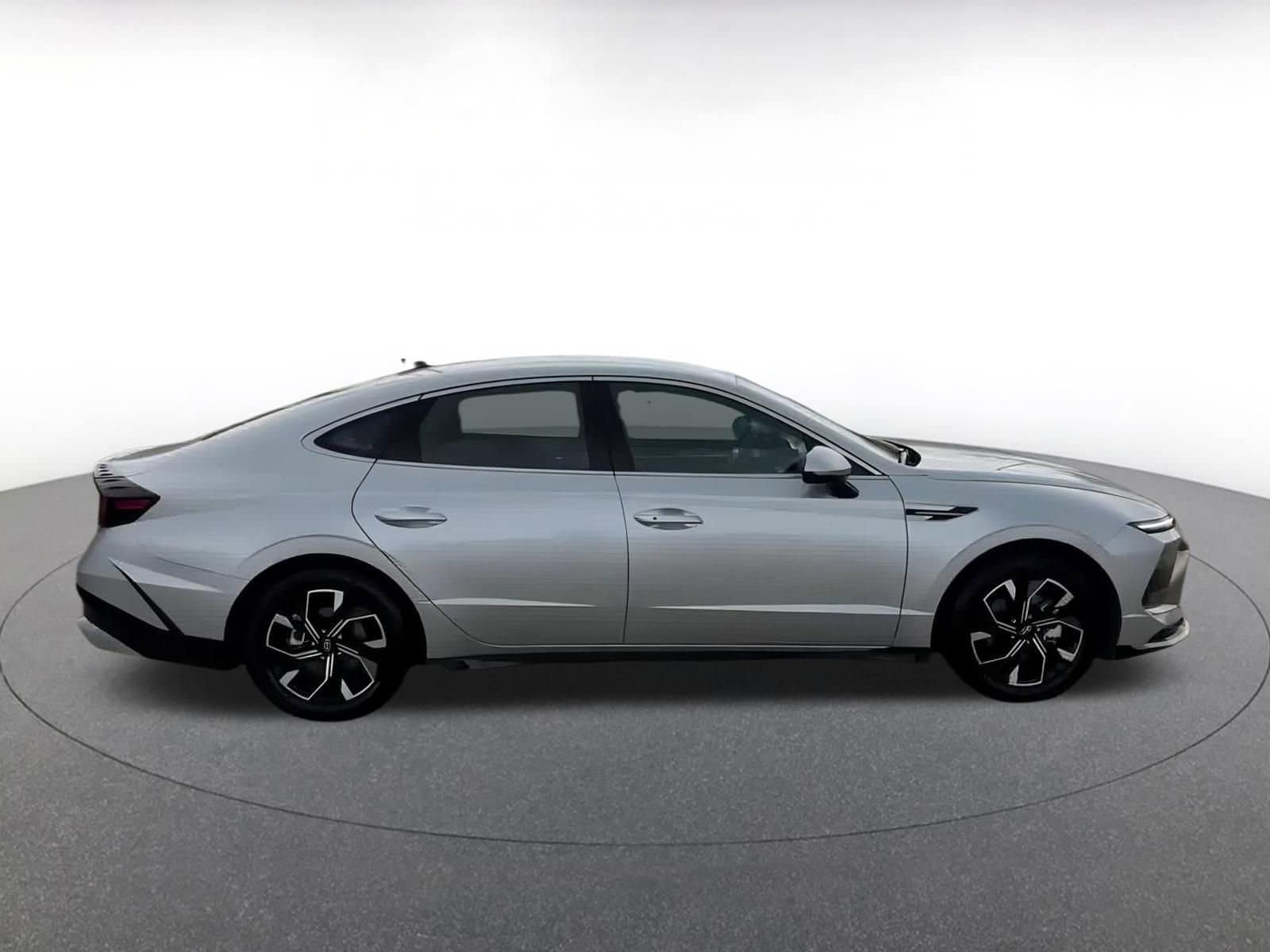 Thumbnail: 2025 Hyundai Sonata - 15