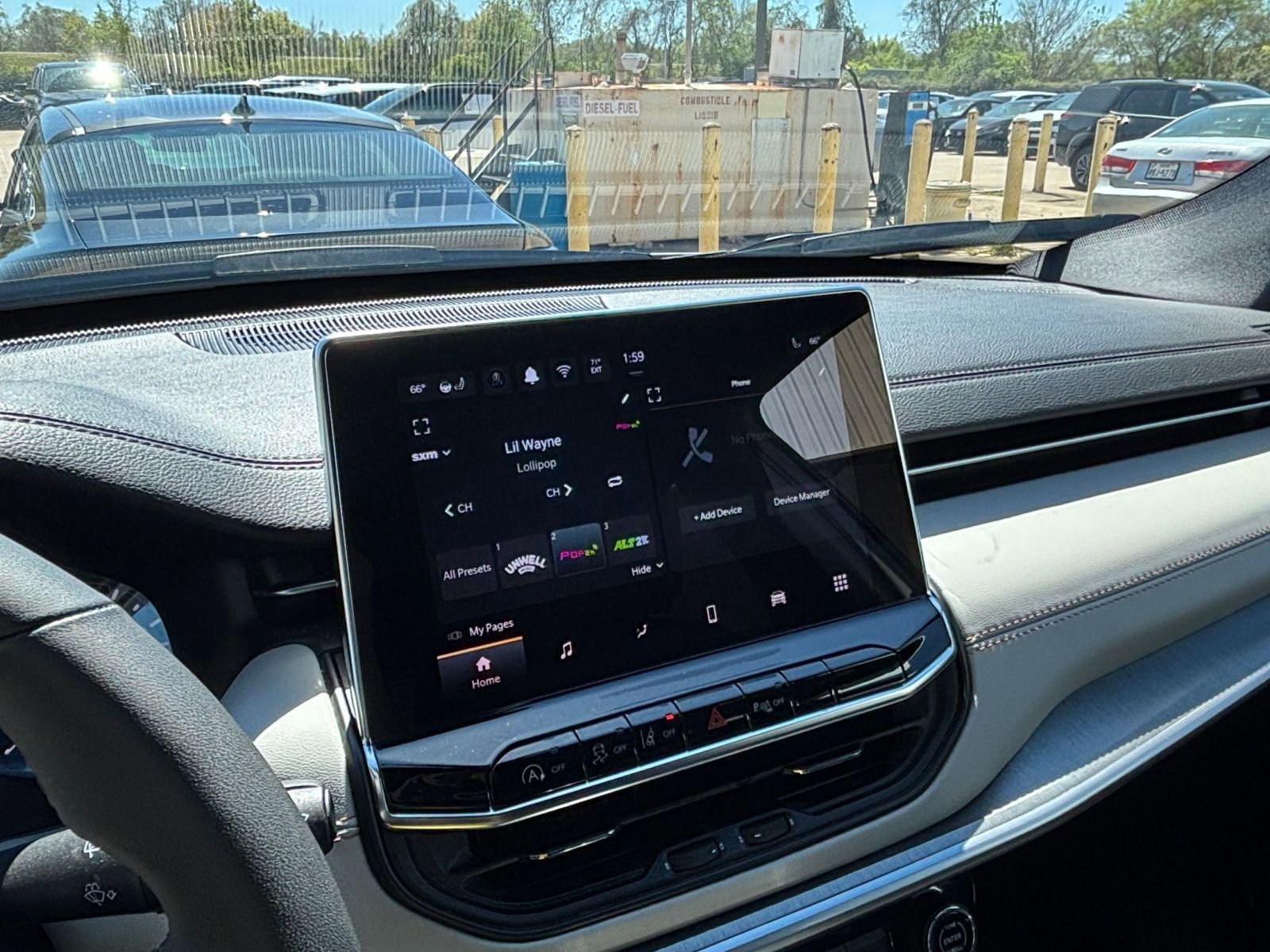 Thumbnail: 2025 Jeep Compass - 20