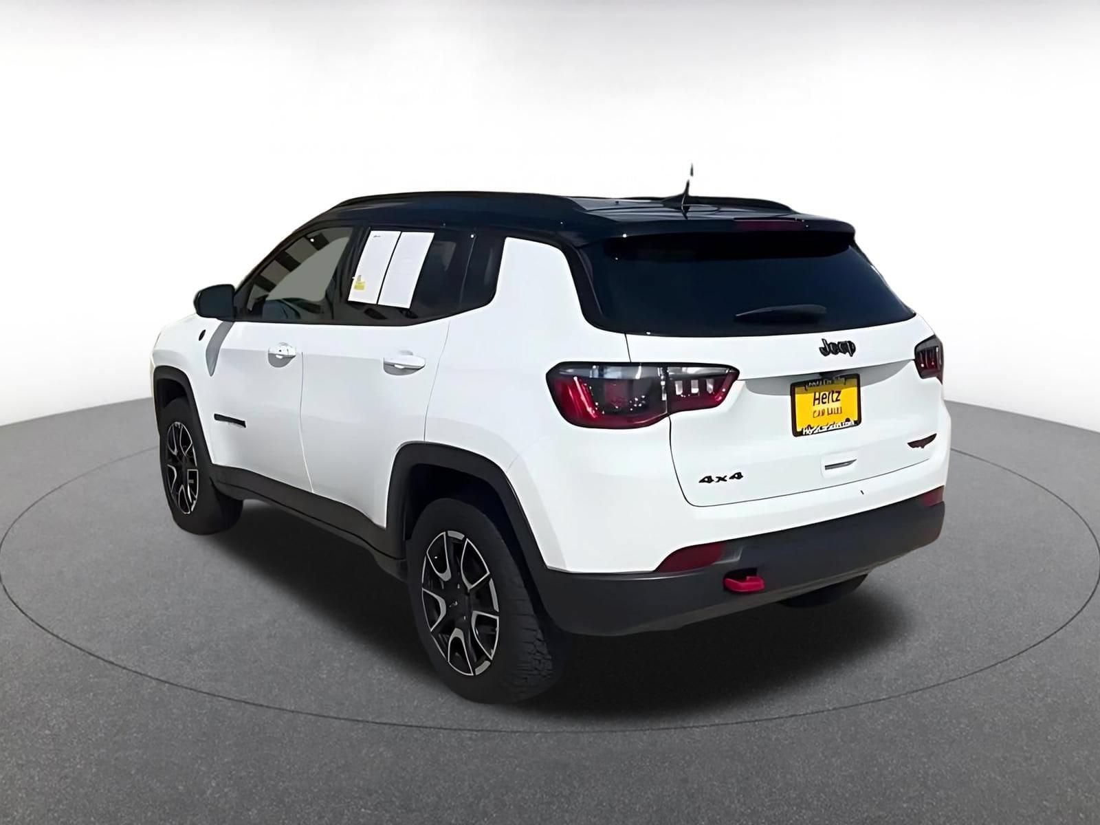 Thumbnail: 2025 Jeep Compass - 11