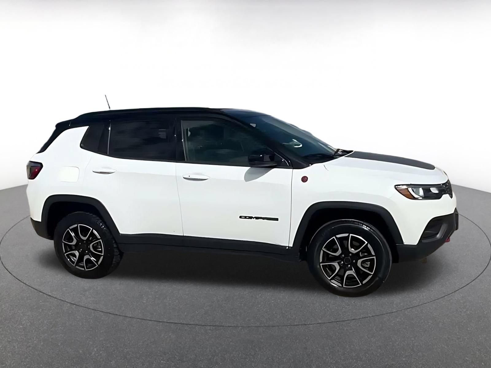 Thumbnail: 2025 Jeep Compass - 15