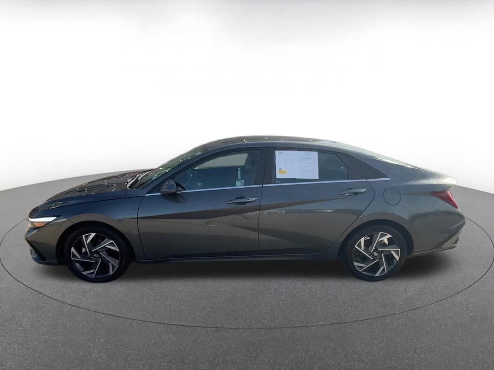 Thumbnail: 2025 Hyundai Elantra - 9