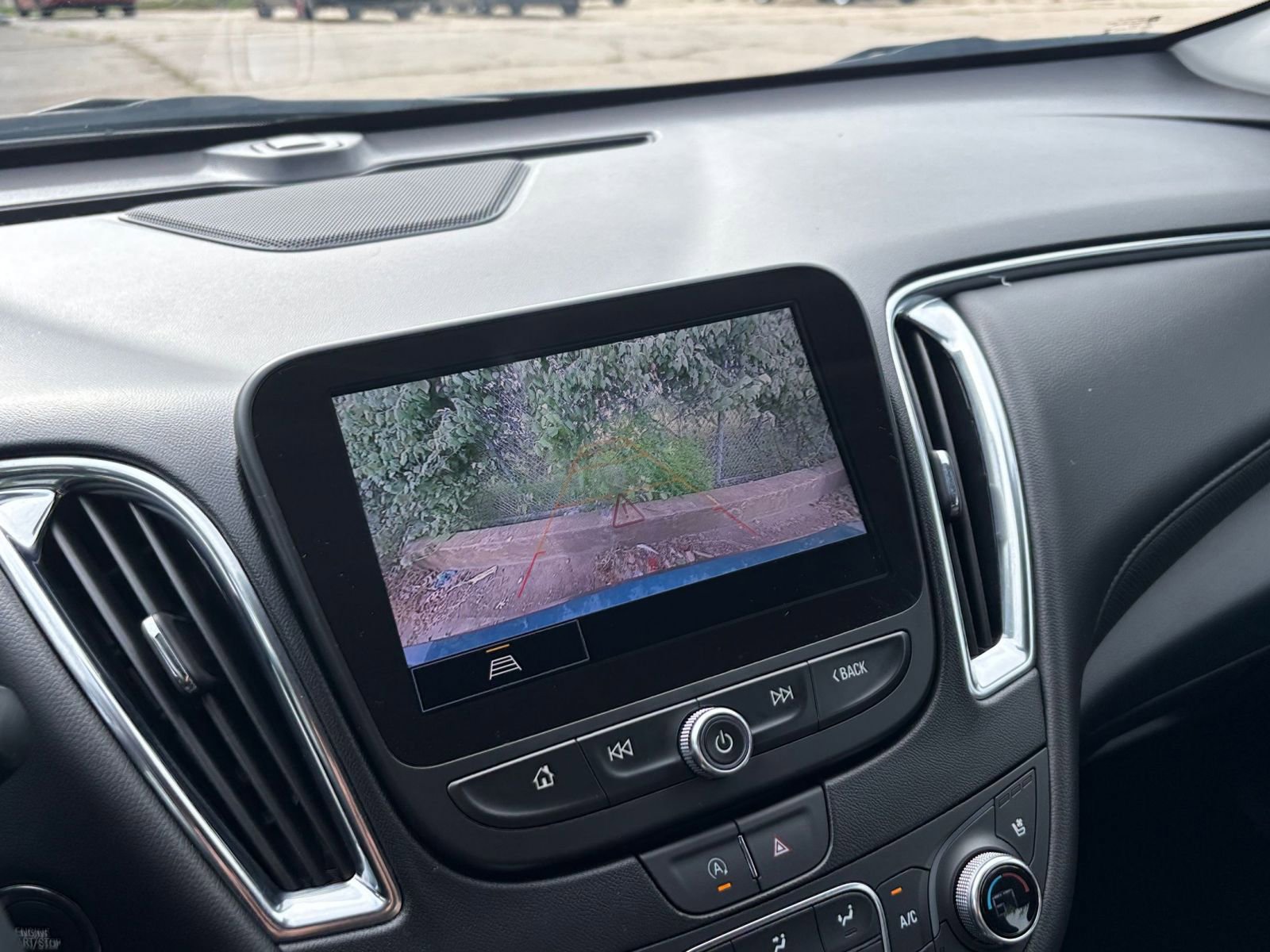 Thumbnail: 2024 Chevrolet Malibu - 17