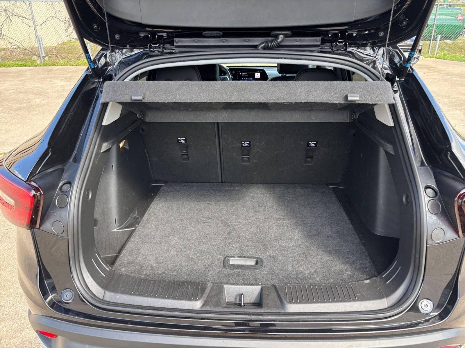 Thumbnail: 2025 Chevrolet Trax - 30