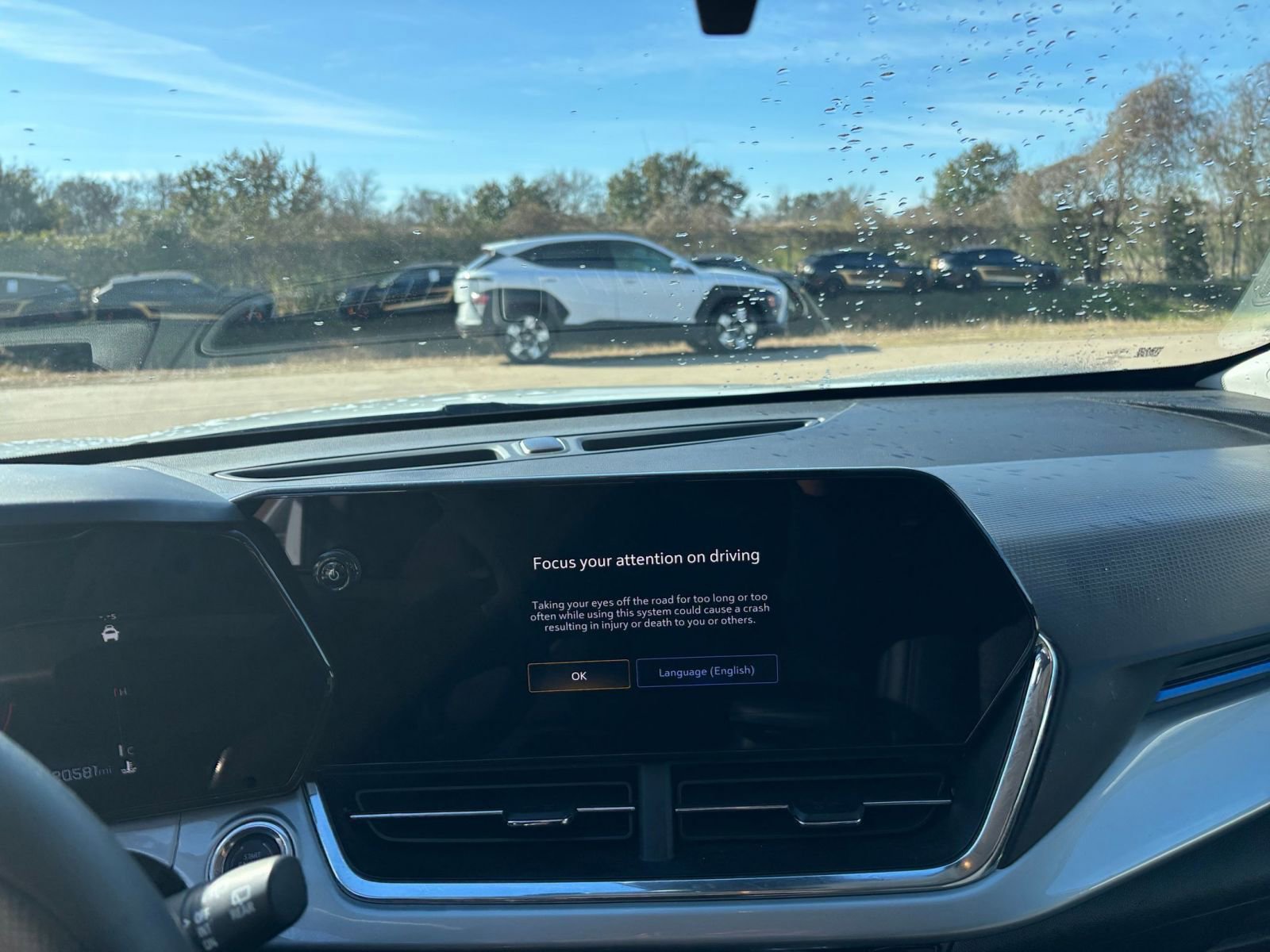 Thumbnail: 2025 Chevrolet Trax - 17