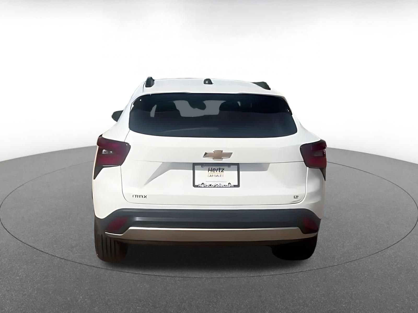 Thumbnail: 2025 Chevrolet Trax - 12