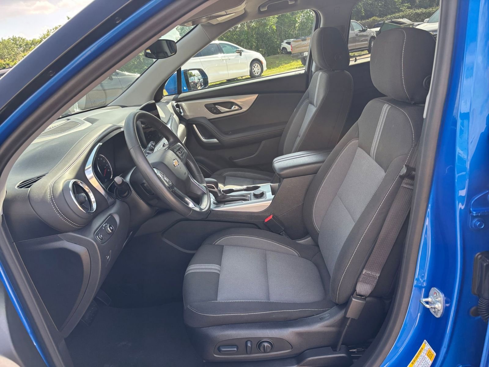 Thumbnail: 2025 Chevrolet Blazer - 28