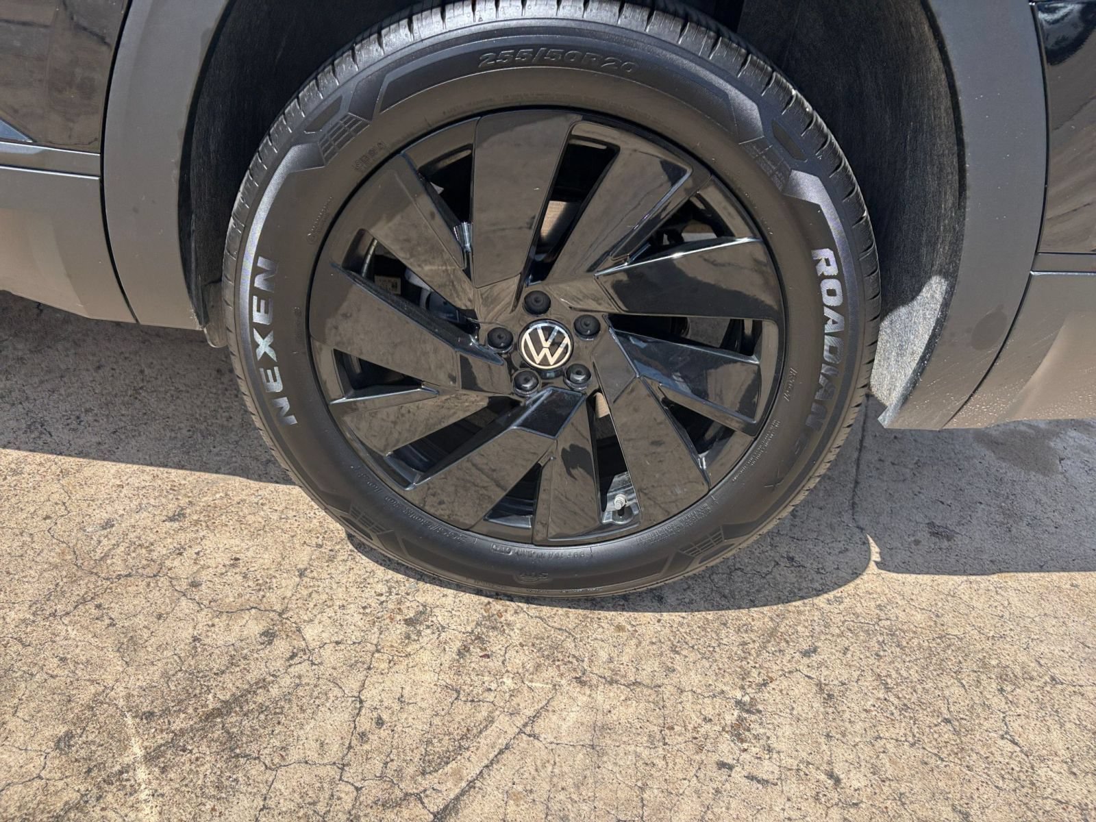 Thumbnail: 2026 Volkswagen Atlas - 27