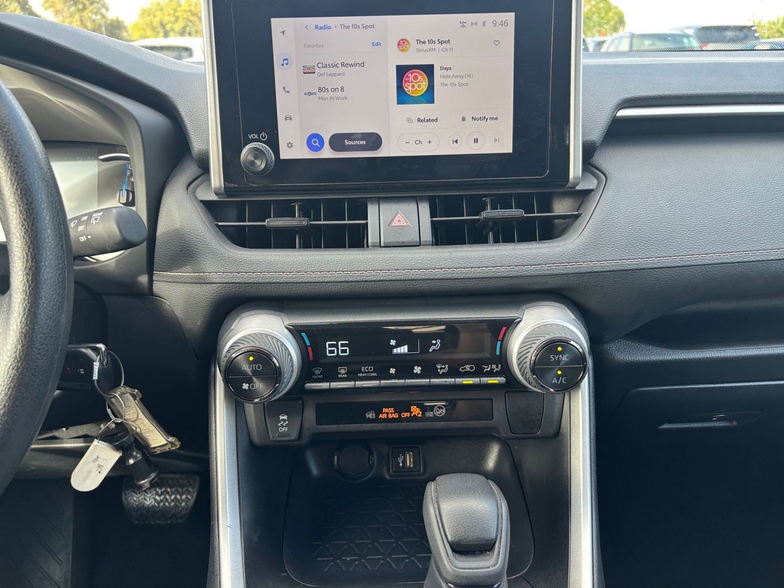 Thumbnail: 2025 Toyota RAV4 - 18