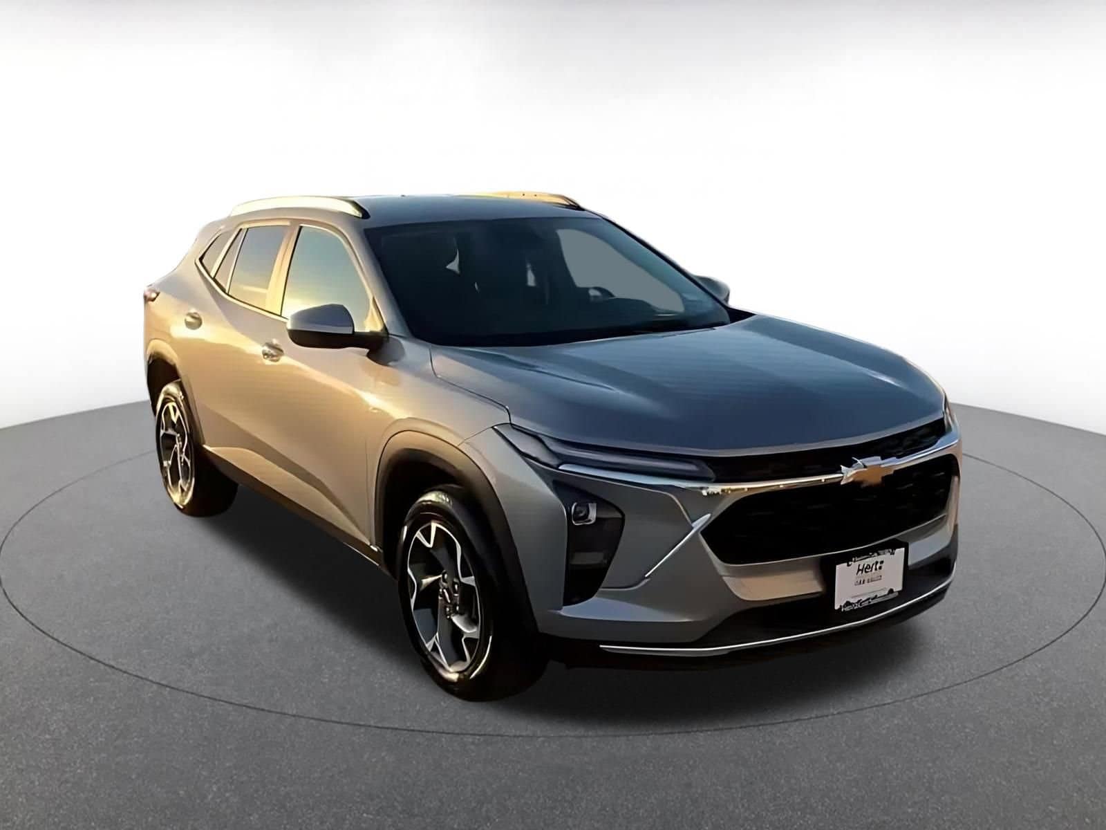 Thumbnail: 2025 Chevrolet Trax - 3