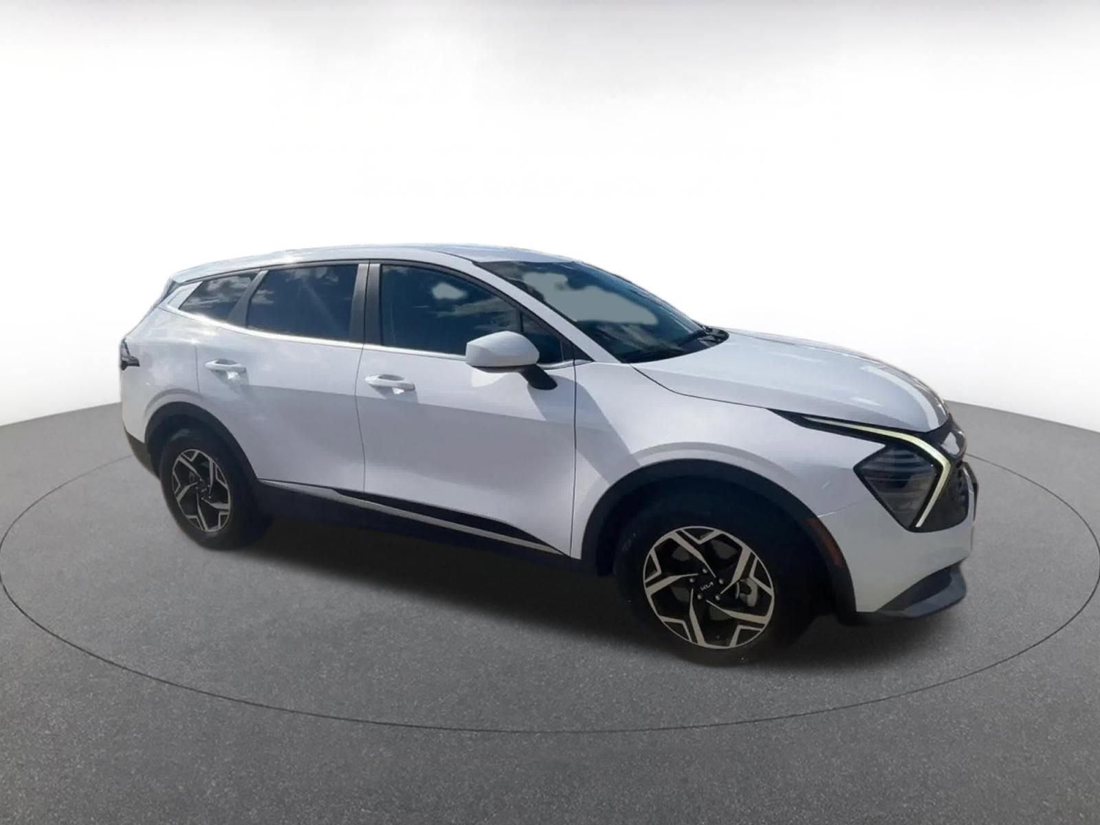 Thumbnail: 2025 Kia Sportage - 2