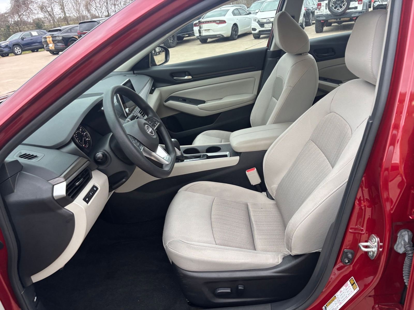 Thumbnail: 2025 Nissan Altima - 27