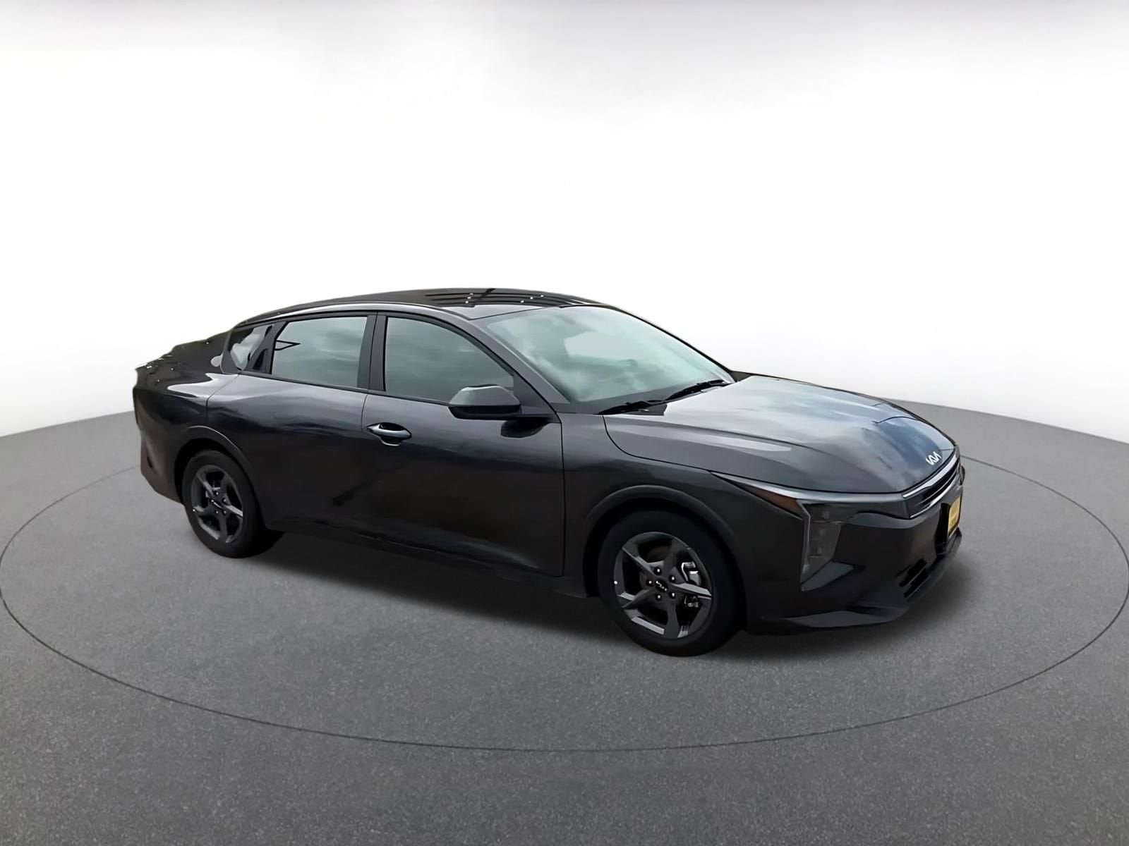 Thumbnail: 2025 Kia K4 - 2