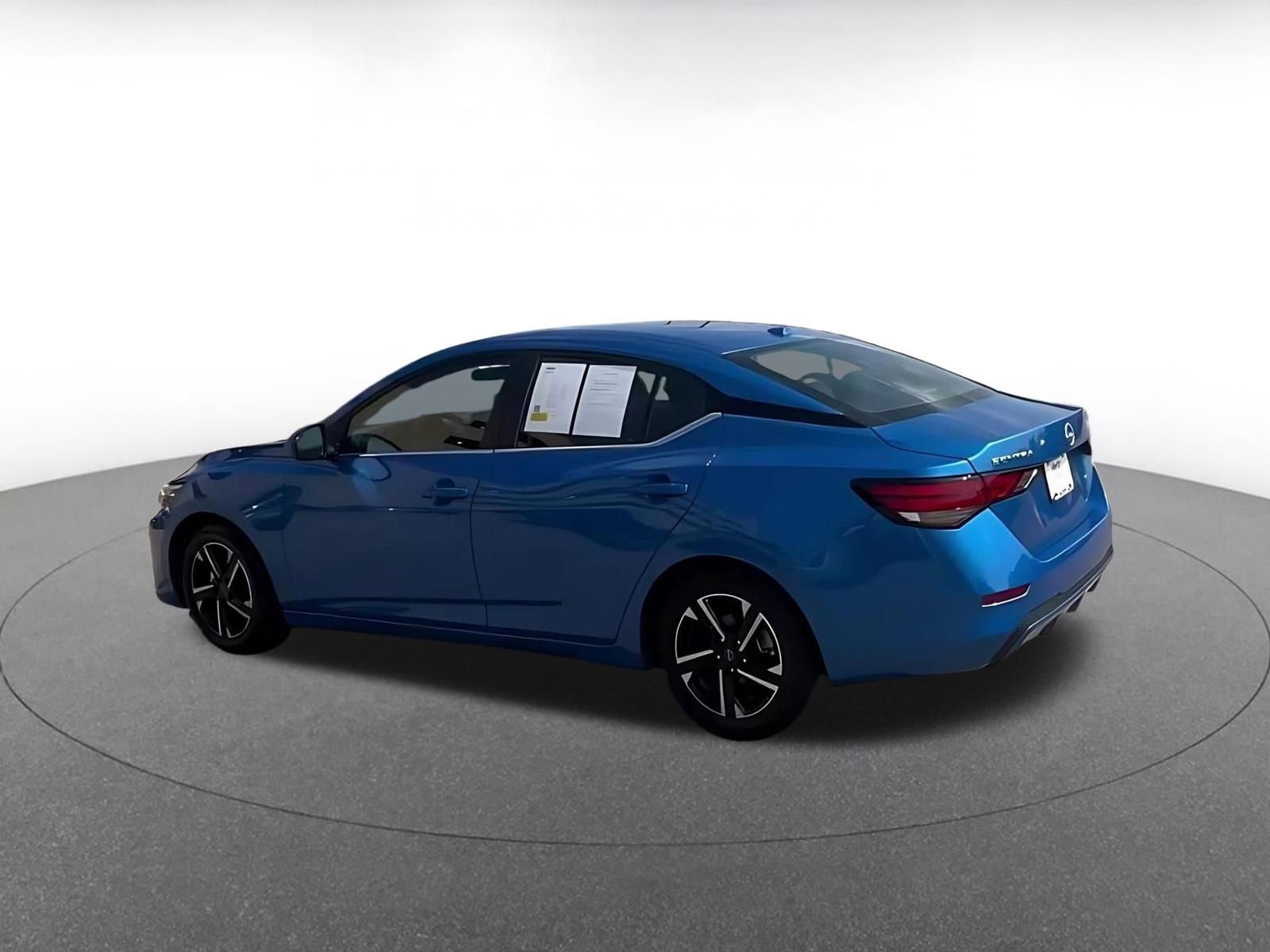Thumbnail: 2025 Nissan Sentra - 10