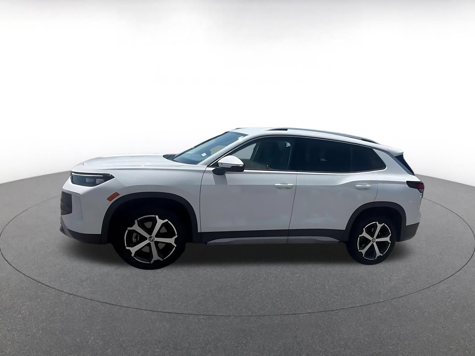 Thumbnail: 2026 Volkswagen Tiguan - 7