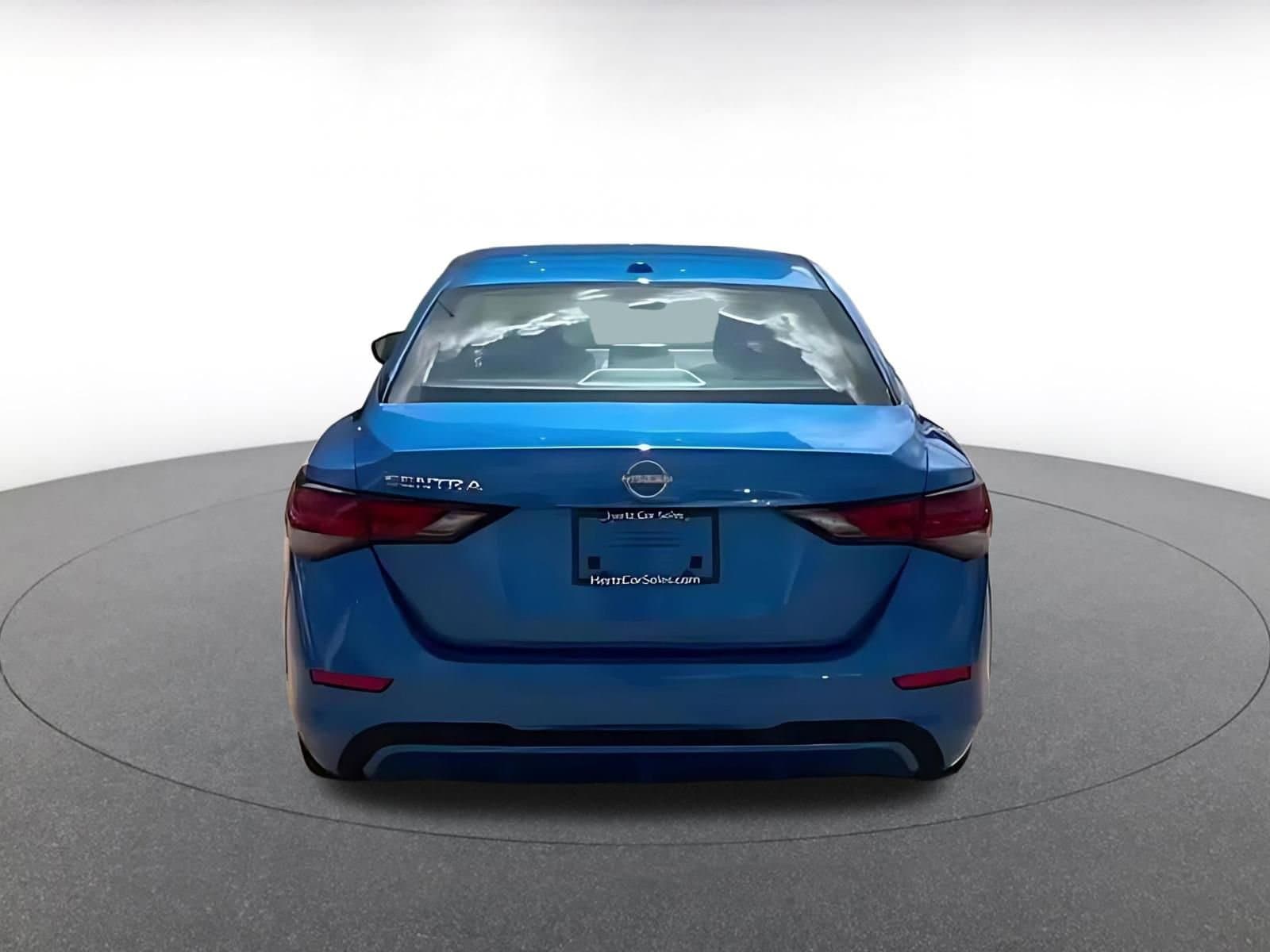 Thumbnail: 2025 Nissan Sentra - 12