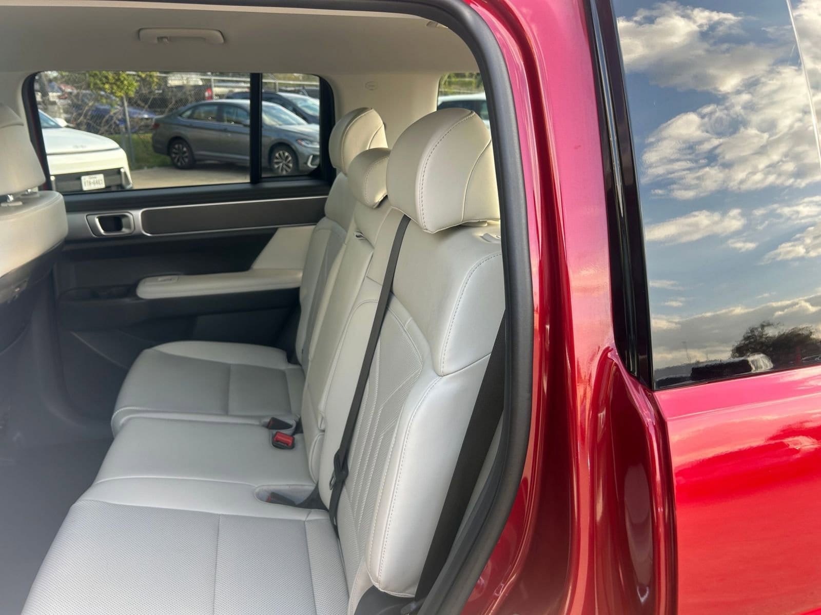 Thumbnail: 2025 Hyundai Santa Fe - 23